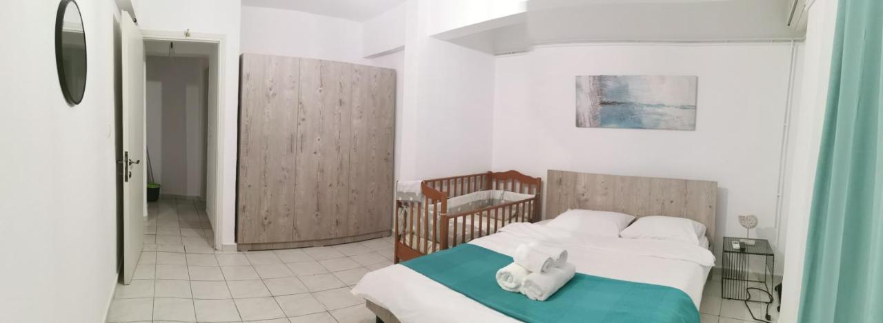 La Familia Apartments Olympiakí Aktí Kültér fotó
