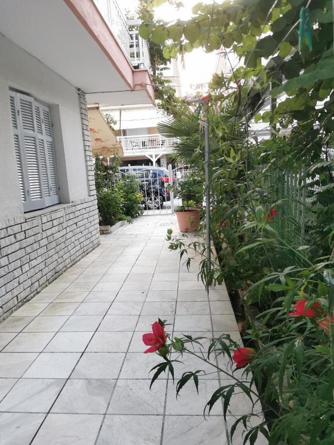 La Familia Apartments Olympiakí Aktí Kültér fotó