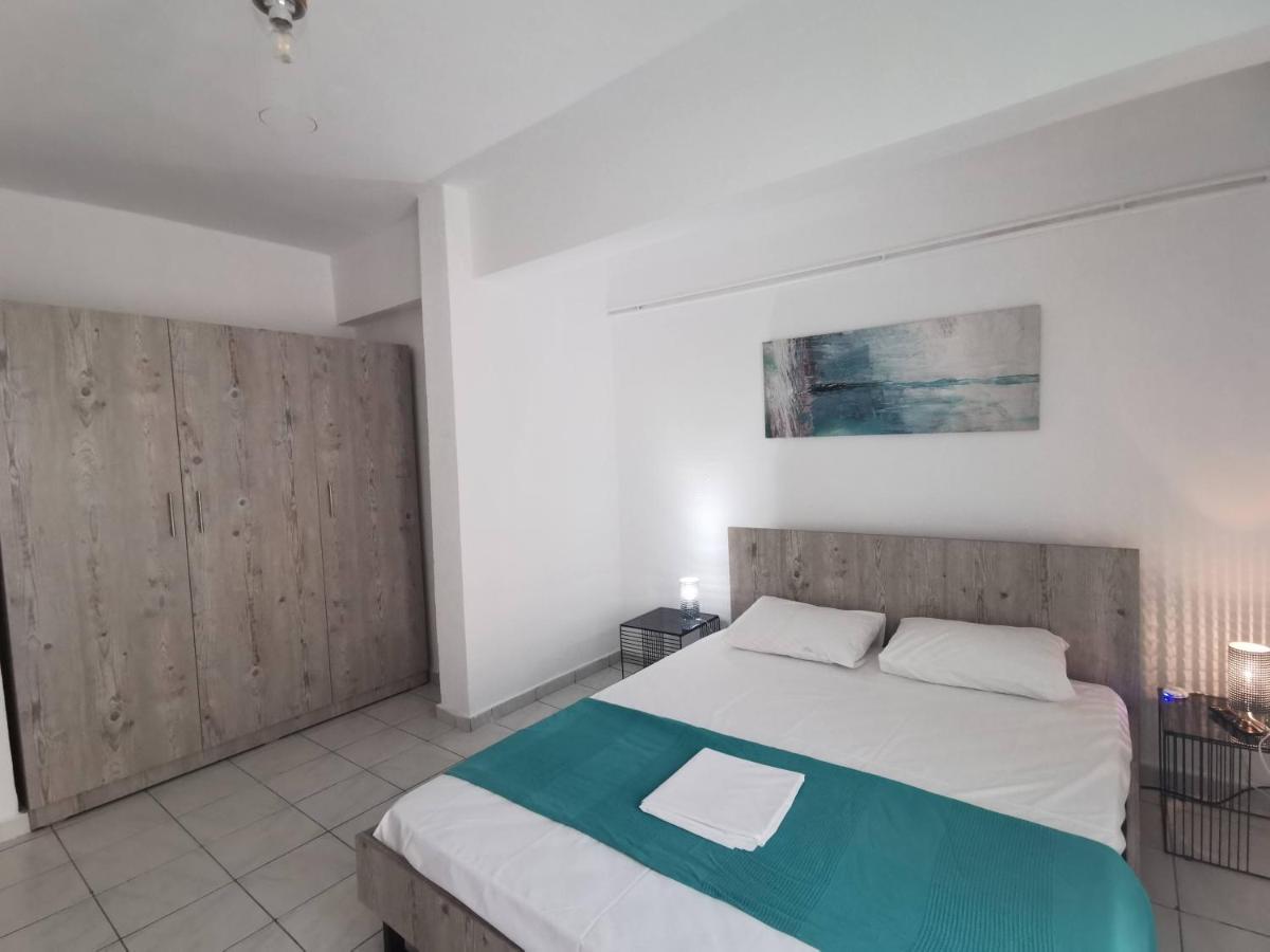 La Familia Apartments Olympiakí Aktí Kültér fotó
